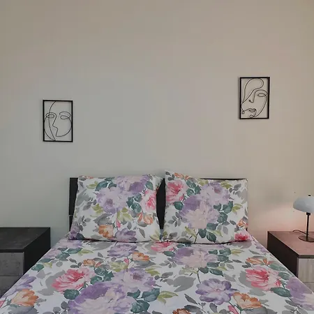 K House * باري